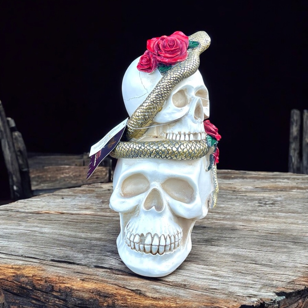 New wicked skull head duo with snake and roses decor
